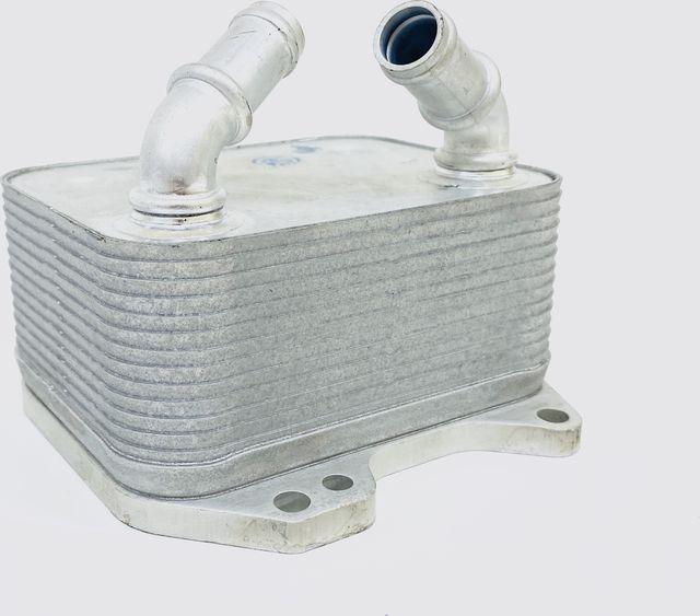 Маслянный радиатор (Ukorauto). Артикул U0424034