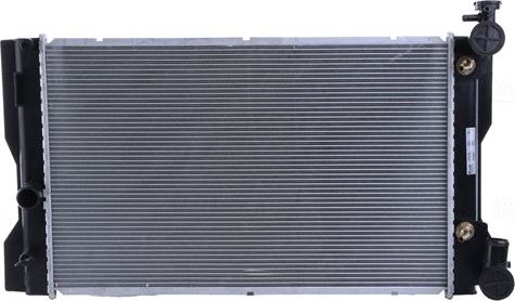 Радиатор охлаждения двигателя Nissens для Toyota Corolla E140, E150 2006-2014. Артикул 606798