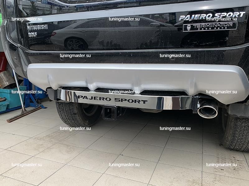 Фаркоп Baltex для Mitsubishi Pajero Sport II 2008-2016 с нержавеющей накладкой. Быстросъемный крюк. Артикул 149327