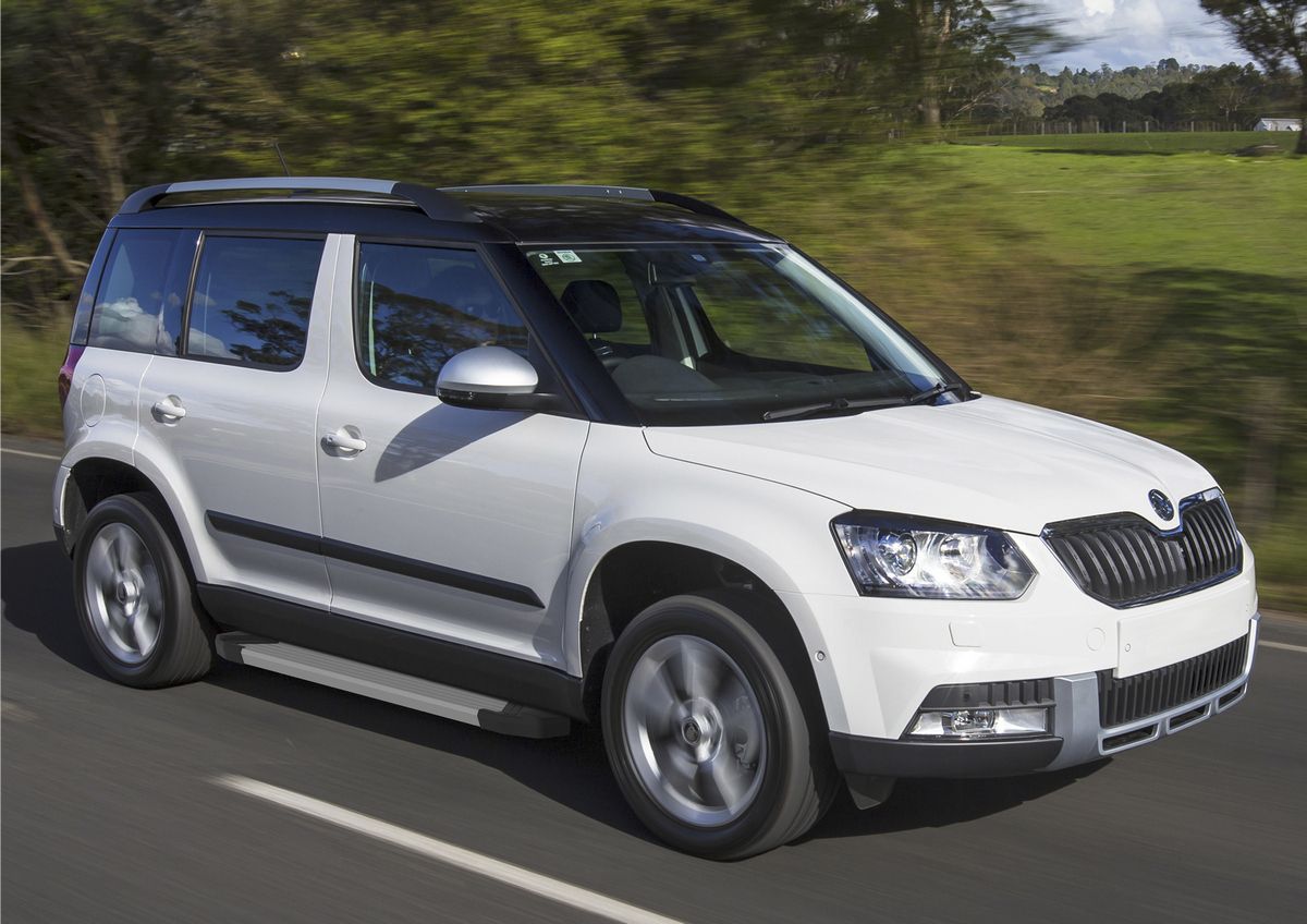 Пороги алюминиевые Rival Silver для Skoda Yeti 2009-2018. Артикул F173AL.5101.1