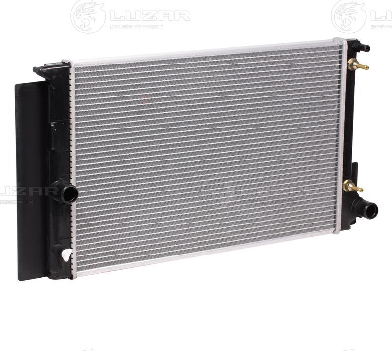 Радиатор охлаждения двигателя Luzar для Toyota Verso I 2009-2018. Артикул LRc 19139