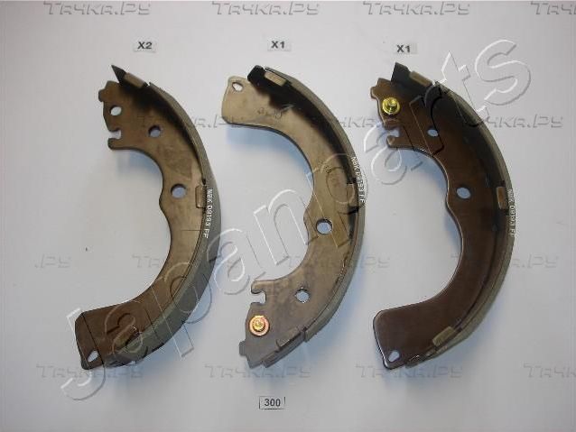 Тормозные колодки Japanparts задние для Mazda MPV II (LW) 1999-2006. Артикул GF-300AF