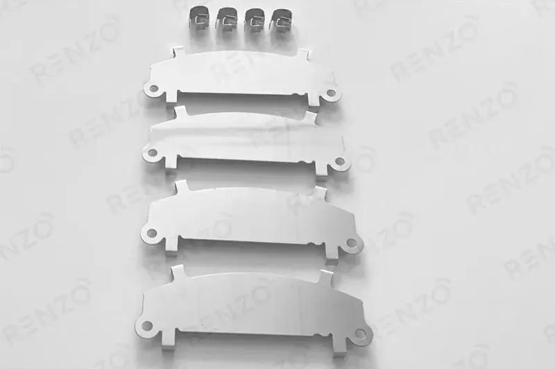 Комплект противоскрипных пластин (Renzo). Артикул BSS006