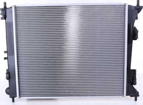 Радиатор охлаждения двигателя Nissens. Артикул 675007