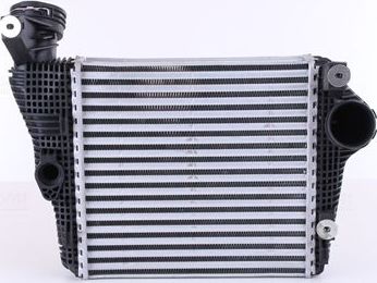 Интеркулер Nissens левый для Porsche Macan I 2014-2026. Артикул 961435