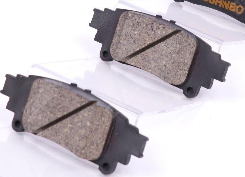 Тормозные колодки Nisshinbo. Артикул NP1111