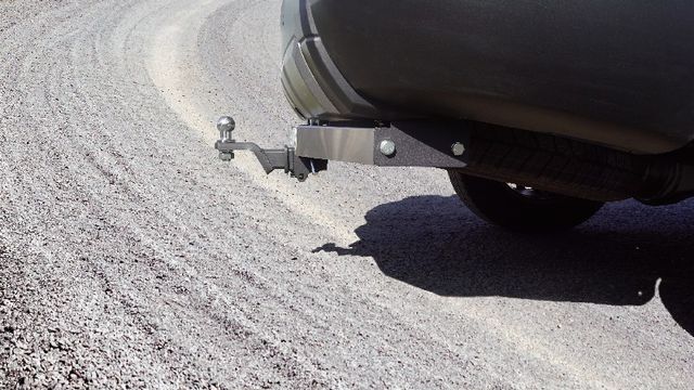 Фаркоп ТСС оцинкованный под американский квадрат для Toyota Land Cruiser Prado 250 2023-2026 нерж. шар. Артикул TCU00424