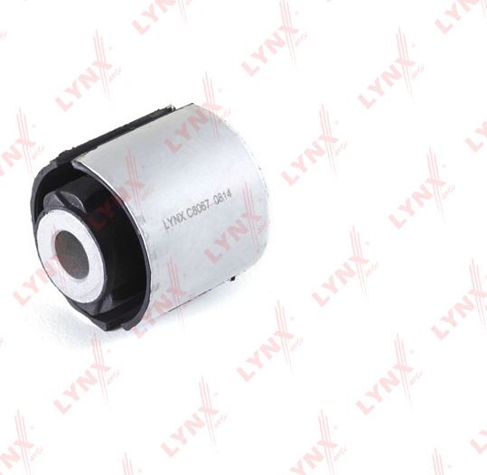 Сайлентблок переднего рычага подвески LYNXauto. Артикул C8067