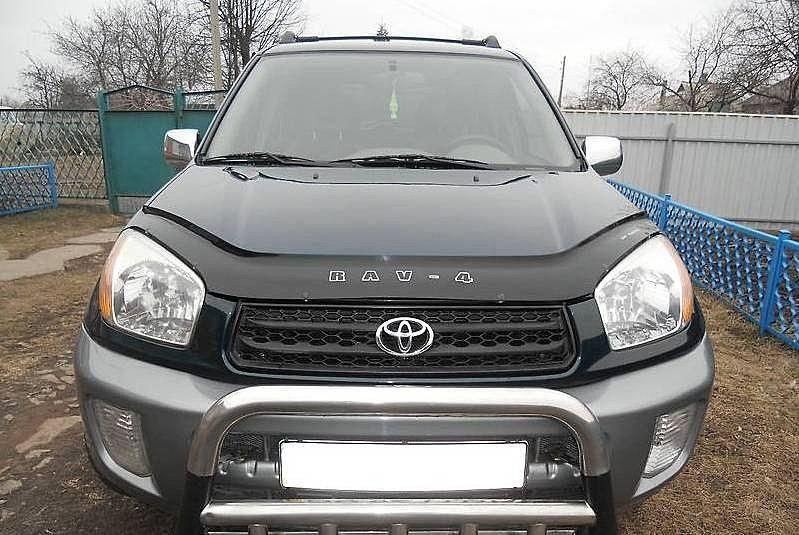 Дефлектор VT52 для капота Toyota RAV4 II 2000-2005. Артикул TYA12VT