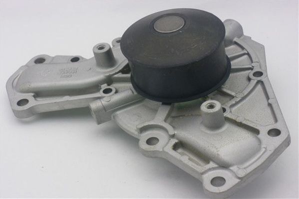 Помпа (водяной насос) GMB для Chrysler Stratus 1995-2001. Артикул GWM-50A
