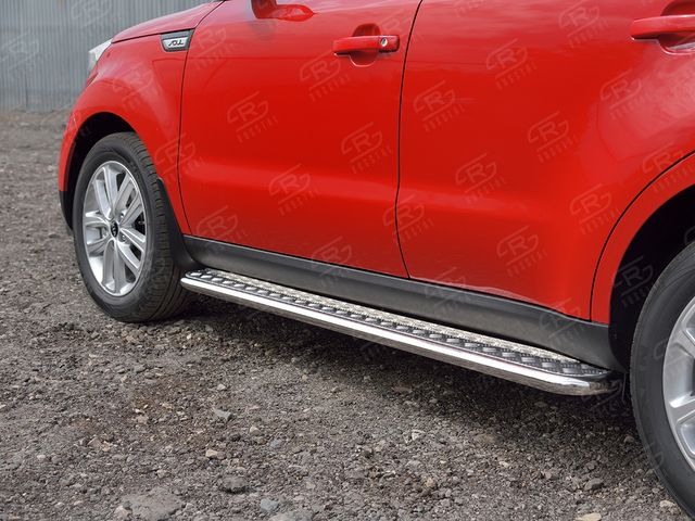 Защита порогов РусCталь труба d42 с листом (Лист алюм, проф. нерж) (вариант 1) для Kia Soul II 2016-2019. Артикул KSOL-0027541