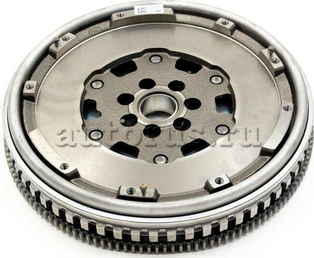 Сцепление (комплект) Renault. Артикул 123003948R