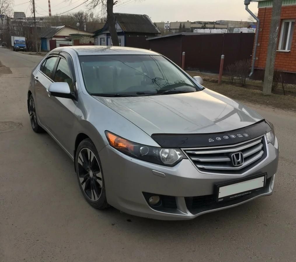 Дефлектор VT52 для капота Honda Accord VIII 2008-2012. Артикул HD15VT
