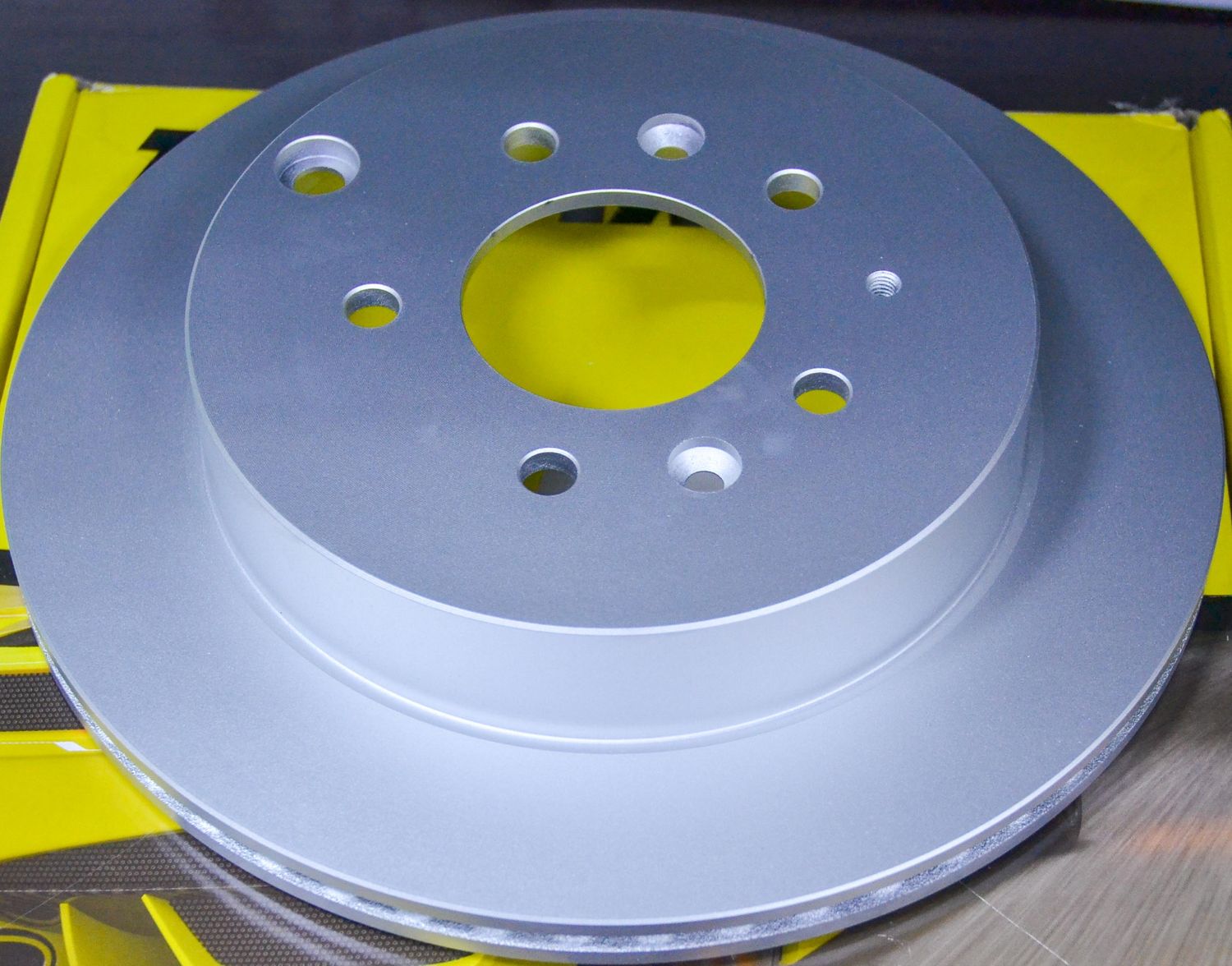 Тормозной диск Textar Pro. Артикул 92180903