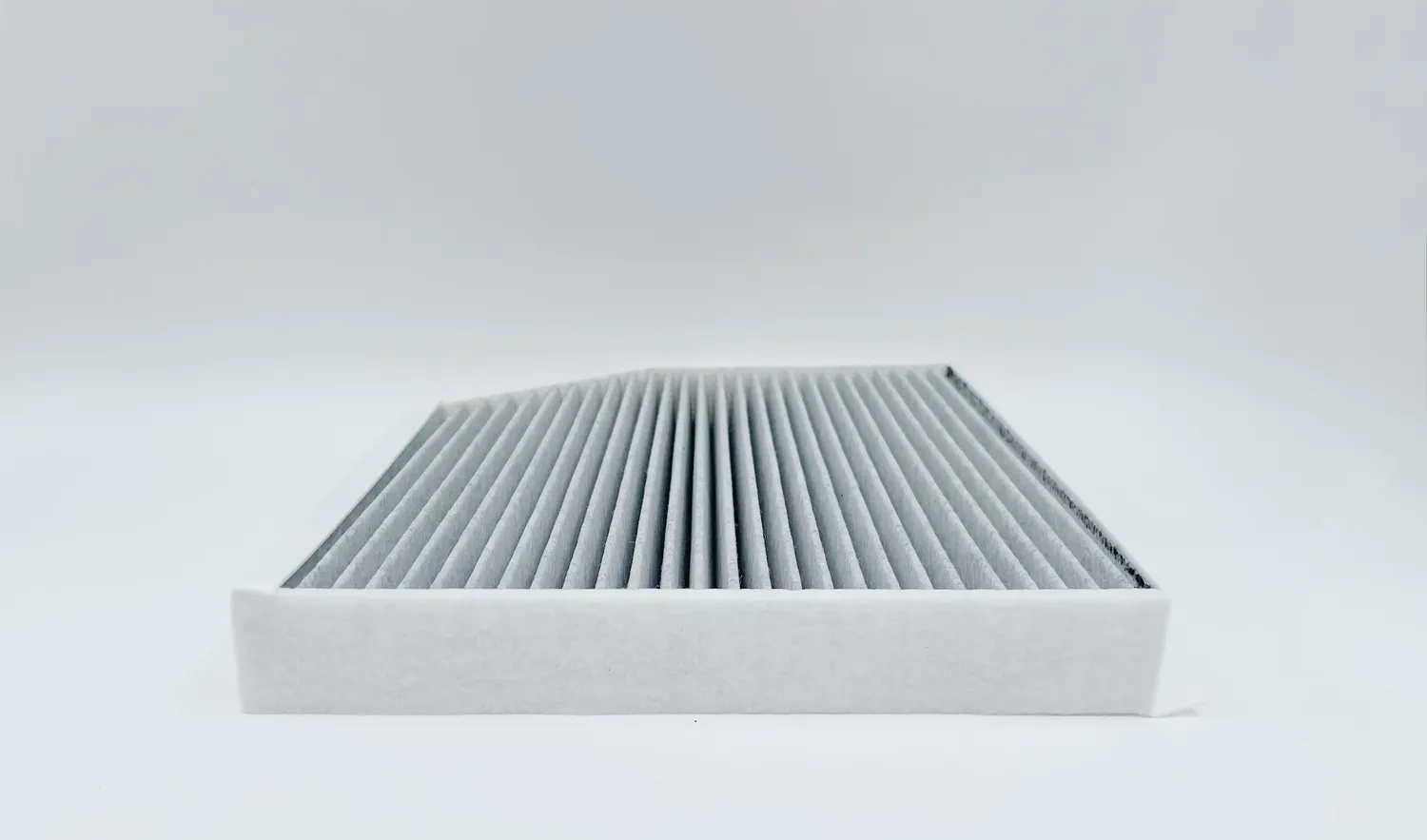 Фильтр салона угольный AUDI A4 07-  Q5 08- (BIG Filter). Артикул gb-9997/c