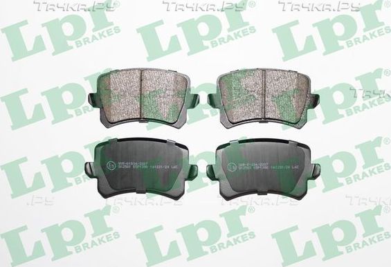 Тормозные колодки LPR для Volkswagen Golf V 2004-2009. Артикул 05P1390