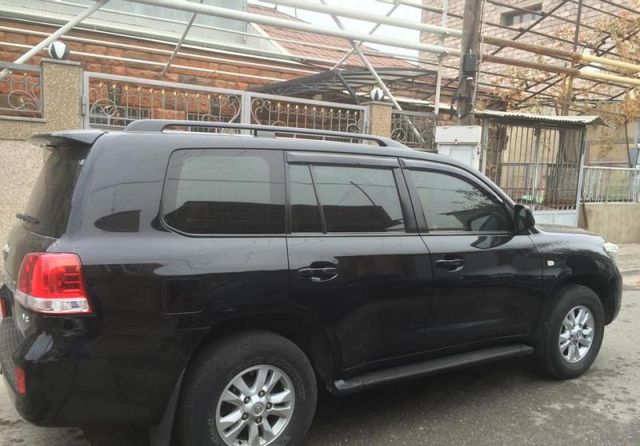 Дефлекторы Cobra Tuning для окон Toyota Land Cruiser 200 2007-2015. Артикул T21607