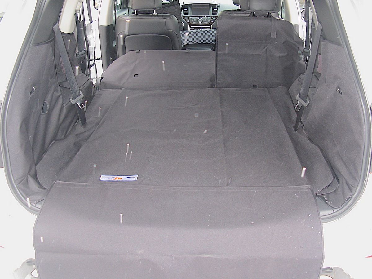 Защитный чехол AUTOSMSTUDIO "Maxi" в багажник автомобиля для Nissan Pathfinder R52 2014-2017, черный. Артикул TP-INFQX60-MAXI-BL