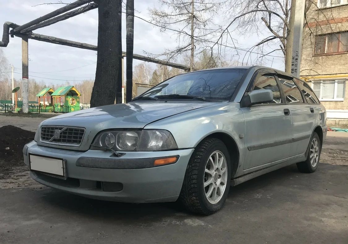 Дефлекторы Cobra Tuning для окон Volvo V40 I 1996-2004. Артикул V12496