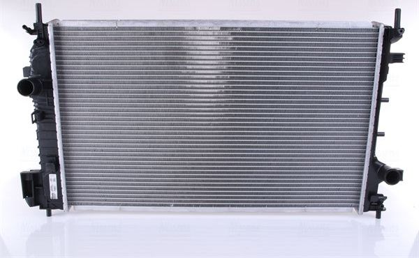 Радиатор охлаждения двигателя Nissens. Артикул 640302