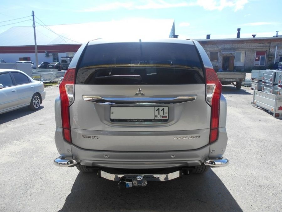 Фаркоп Baltex для Mitsubishi Pajero Sport II 2008-2016 с накладкой из нержавеющей стали. Фланцевое крепление. Артикул MP102E