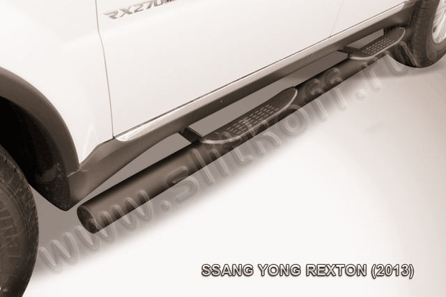 Пороги Slitkoff d76 с проступями для SsangYong Rexton III 2012-2026 Черные. Артикул SSRN005B
