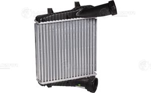 Интеркулер Luzar для Porsche Cayenne I (955) 2009-2010. Артикул LRIC 1855