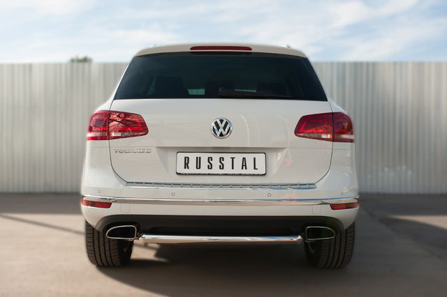 Защита RusStal заднего бампера d63 (дуга) для Volkswagen Touareg II рестайлинг 2014-2018. Артикул VWTZ-002133