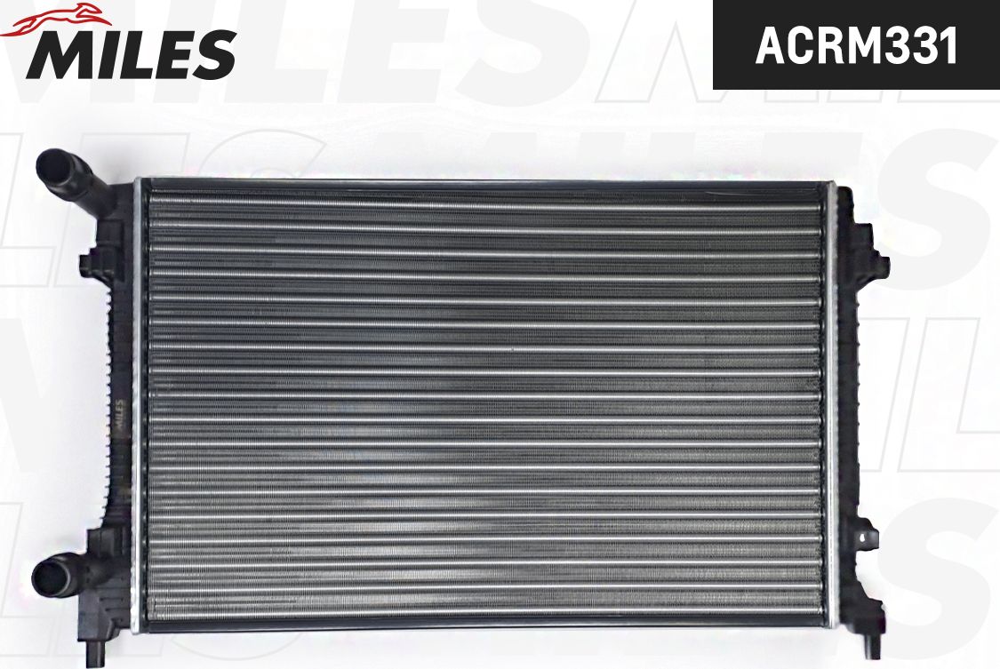 Радиатор охлаждения двигателя Miles. Артикул ACRM331