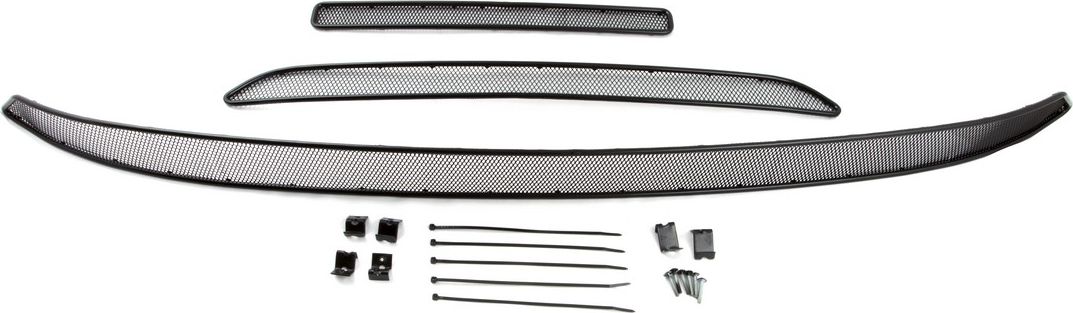 Сетка внешняя Arbori на бампер, черная 10мм для Mitsubishi Outlander III 2015-2018. Артикул 01-380715-101