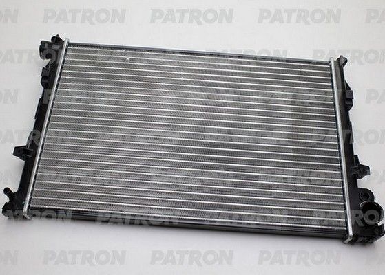 Радиатор охлаждения двигателя Patron. Артикул PRS3067