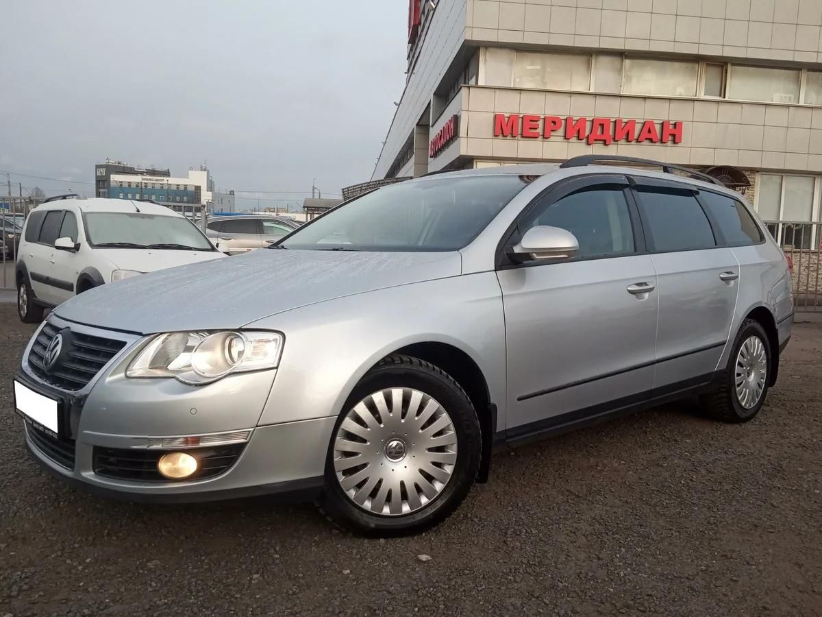 Дефлекторы Cobra Tuning для окон Volkswagen Passat B6 универсал 2005-2010. Артикул V22505
