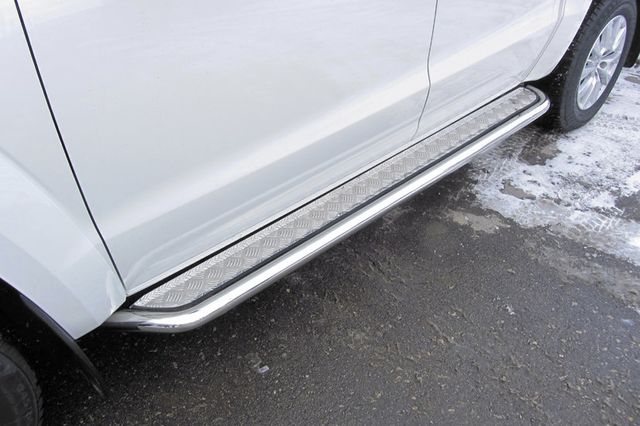 Пороги Slitkoff d57 с листом усиленная для Volkswagen Amarok I рестайлинг 2016-2026. Артикул VWAM16-005