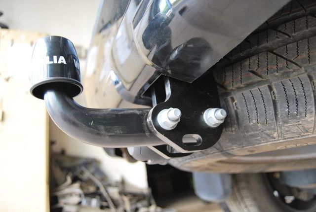 Фаркоп Westfalia для Nissan Pathfinder R51 2005-2012. Артикул 332301600001