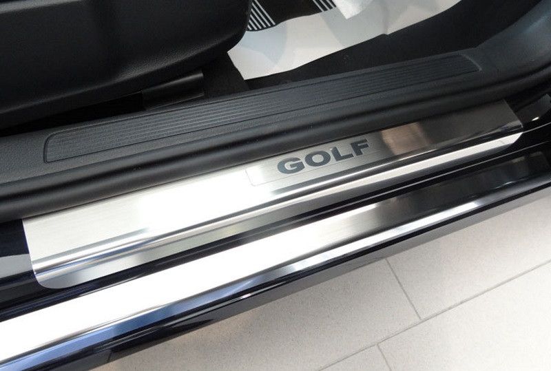 Накладки Alu-Frost на внутренние пороги (с надписью) для Volkswagen Golf VII хэтчбек 2013-2026. Артикул 08-1887