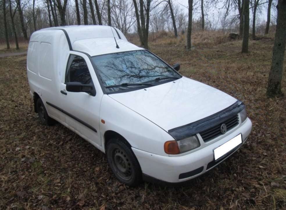 Дефлектор Vip-Tuning для капота Volkswagen Caddy II универсал 1996-2004. Артикул VW02