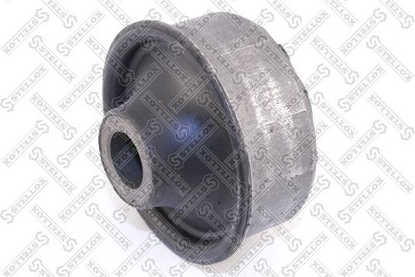Сайлентблок переднего рычага подвески Stellox. Артикул 77-00125-SX