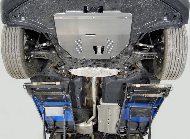 Защита алюминиевая ТСС (4 мм) для бака, картера и КПП Kia Carnival IV 2021-2026. Артикул ZKTCC00487K