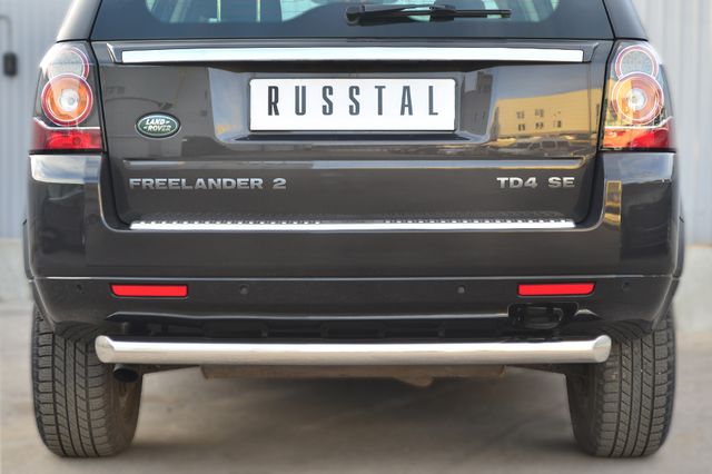 Защита RusStal заднего бампера d76 (дуга) для Land Rover Freelander II 2013-2014. Артикул LFRZ-001498