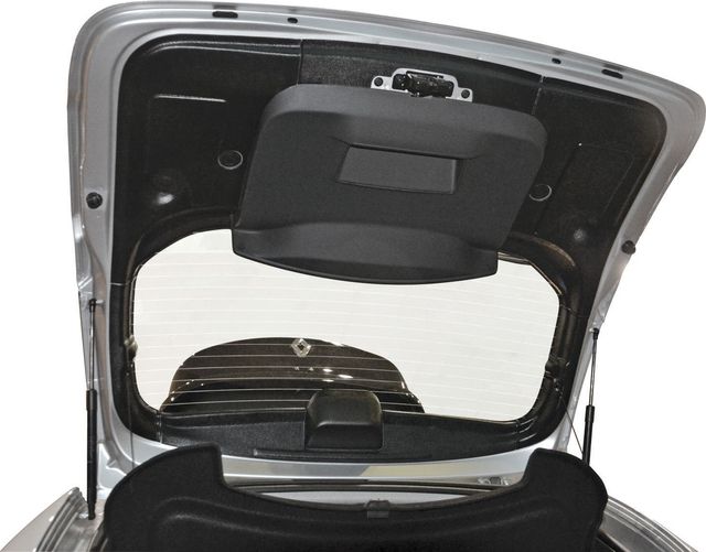 Накладки PT Group на 5-ю дверь ABS для Renault Duster 2010-2020. Артикул 07010430