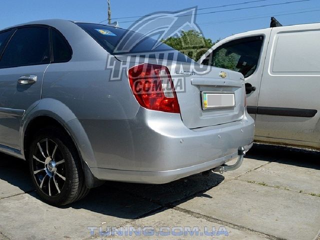 Фаркоп Galia оцинкованный для Daewoo Nubira III седан 2003-2026. Артикул D031A