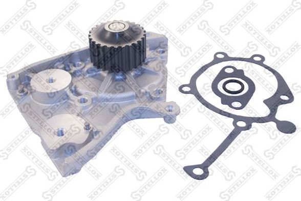 Помпа (водяной насос) Stellox для Mazda 626 III (GD) 1987-1997. Артикул 4500-0093-SX