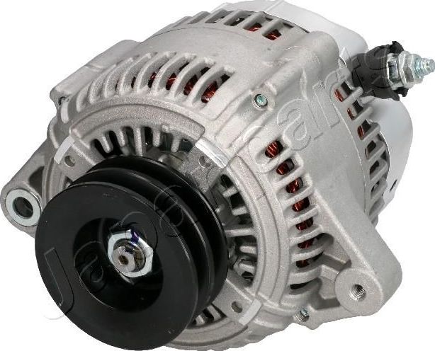 Генератор Japanparts для Toyota Land Cruiser 100 1998-2007. Артикул ALT628