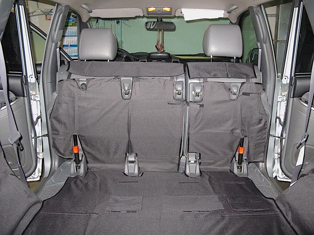 Защитный чехол AUTOSMSTUDIO "Maxi" в багажник автомобиля для Lexus GX 470 (7 мест) 2002-2009, черный. Артикул TP-LC120(7)-MAXI-BL