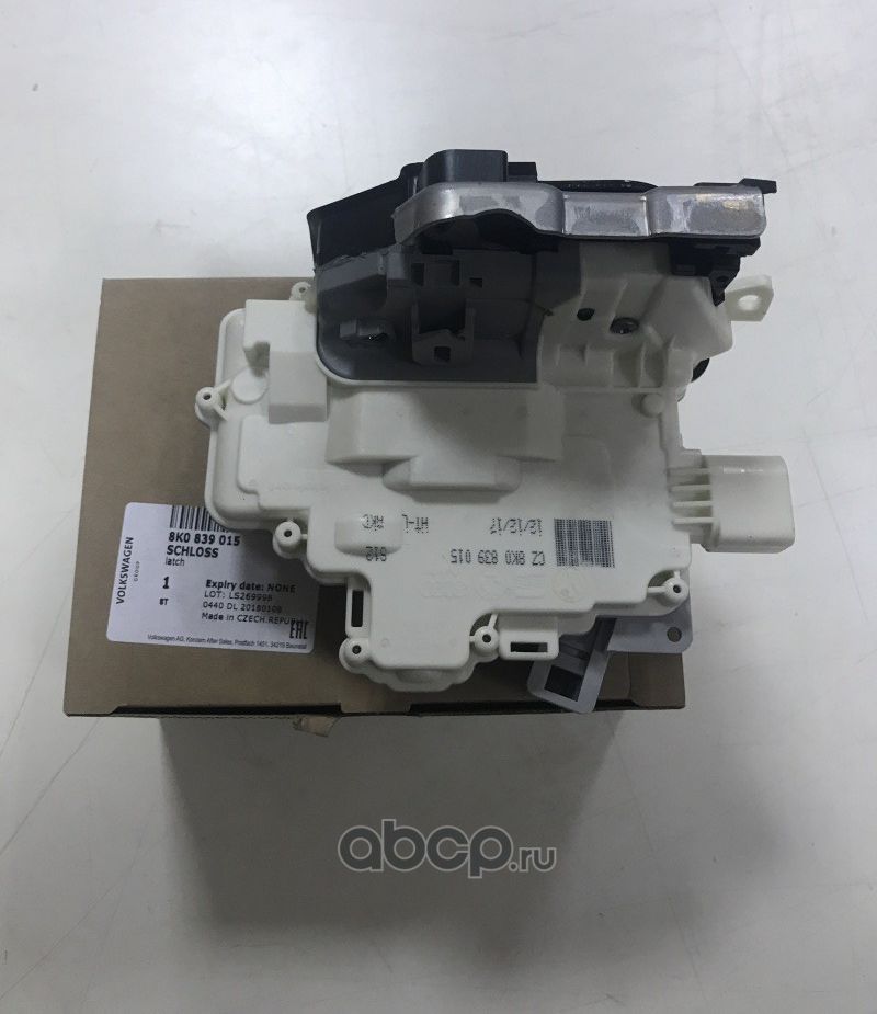 Замок двери VAG. Артикул 8K0839015
