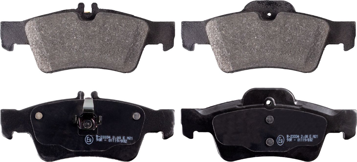 Тормозные колодки Blue Print. Артикул ADU174203