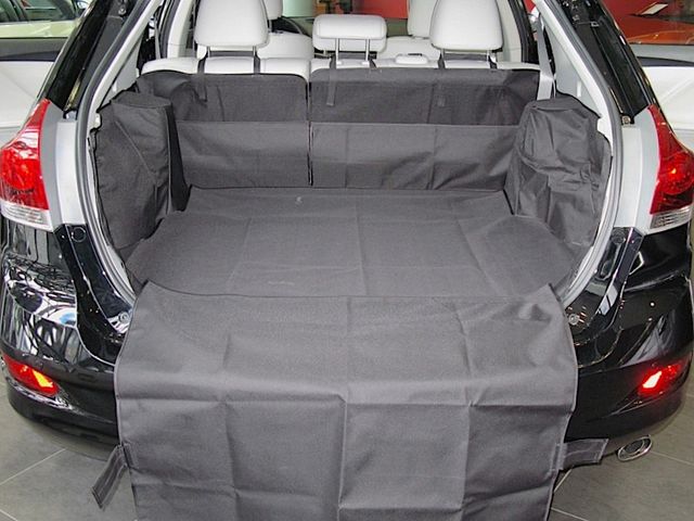 Защитный чехол AUTOSMSTUDIO "Maxi" в багажник автомобиля для Toyota Venza I 2012-2016, черный. Артикул TP-Venza-MAXI-BL