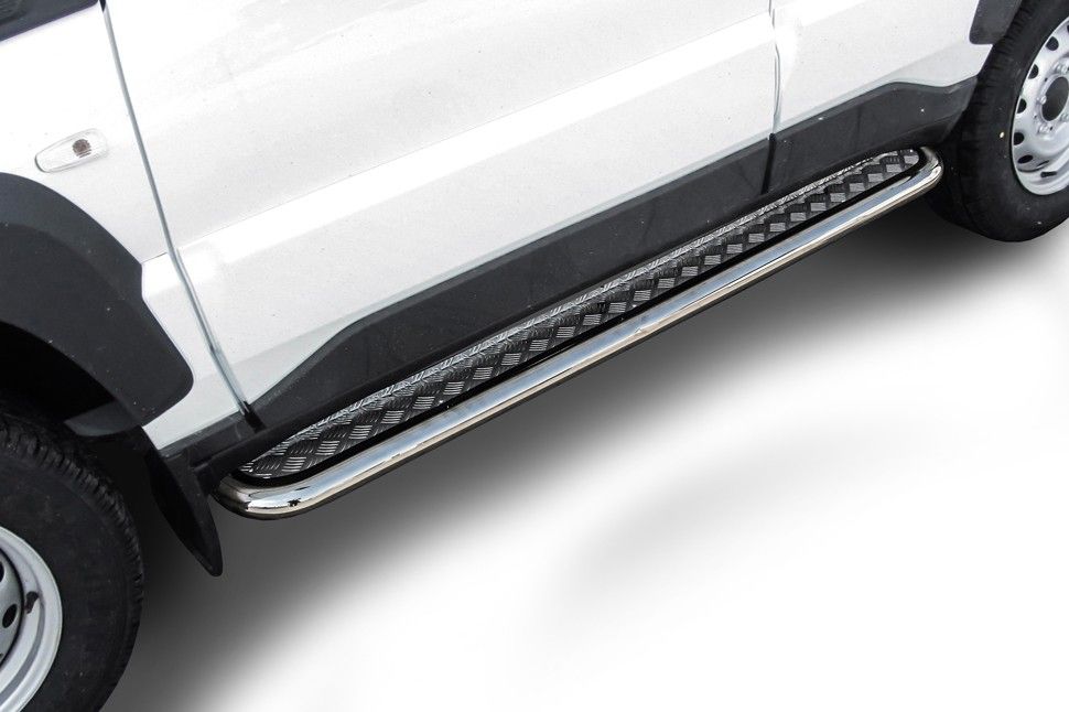 Пороги Slitkoff труба d57 с листом для Lada Niva Travel 2020-2026. Артикул NivTR009