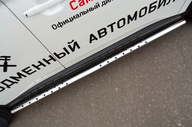 Защита порогов RusStal труба 75х42 овал с проступью Mitsubishi Outlander III 2014-2026. Артикул MORO-001899