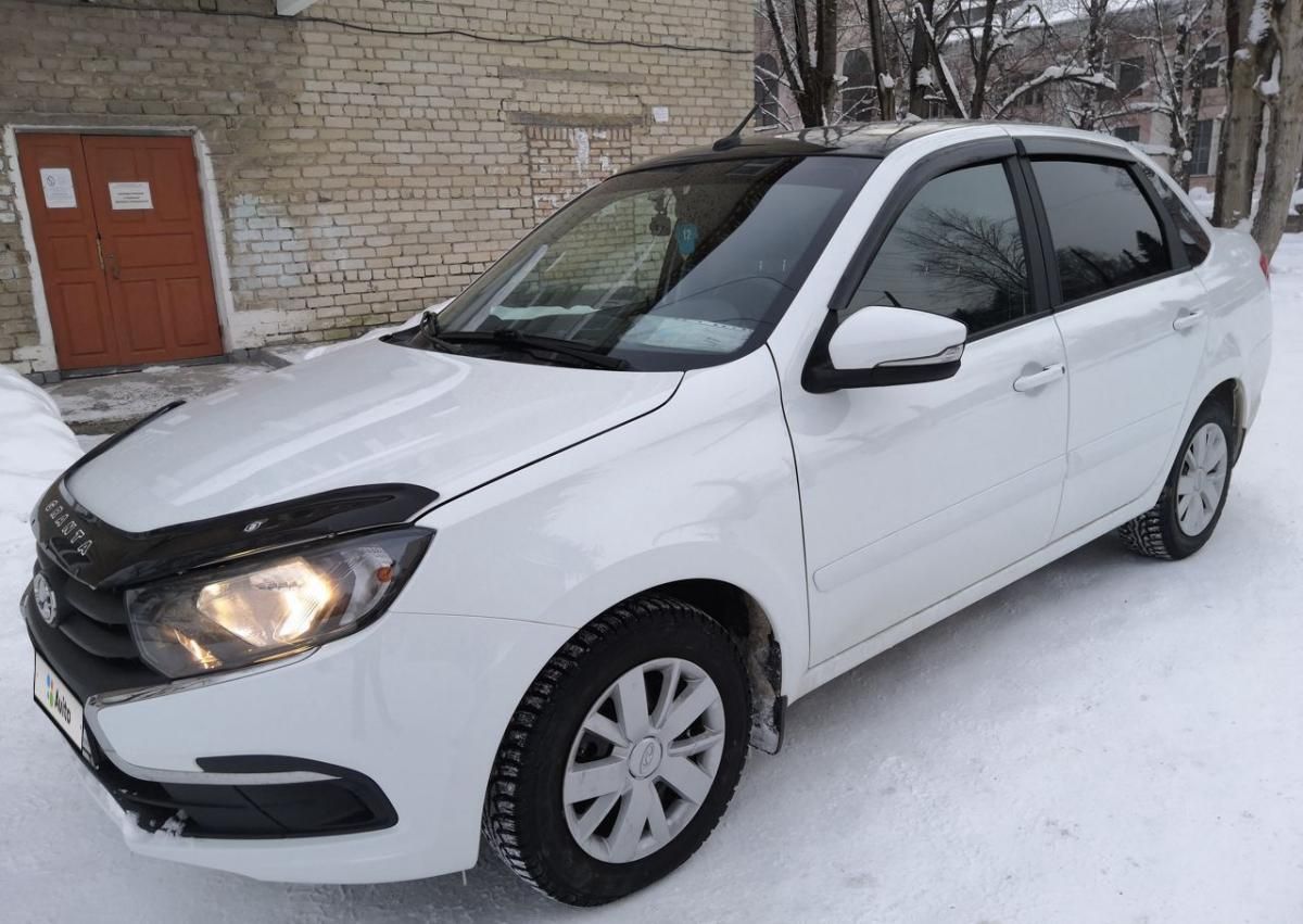 Дефлектор Vip-Tuning для капота для Lada Granta 2018-2026. Артикул VZ10